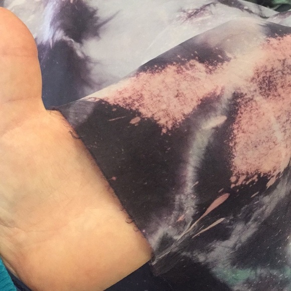 L NWOT LOVE TANJANE Swimsuit Coverup EE52 2980 - Picture 4 of 4